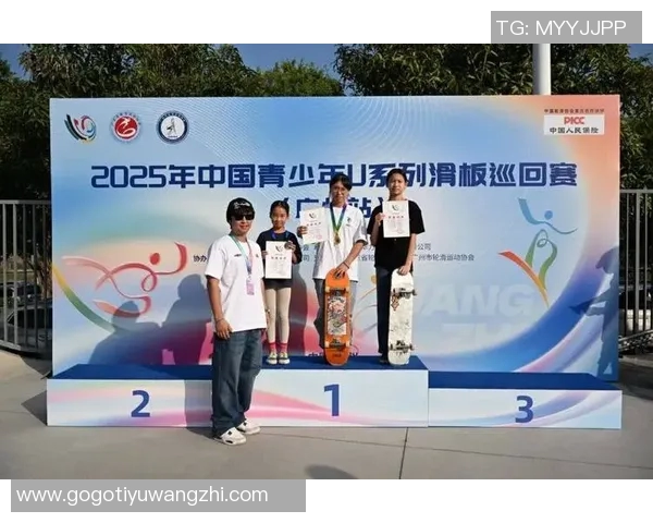 世界杯新闻广州滑板队的节奏与文化碰撞探索滑板运动的新风潮